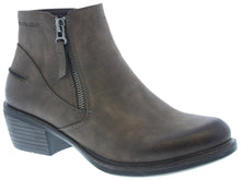 Load image into Gallery viewer, Belle 01