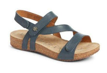 Load image into Gallery viewer, Riley 02