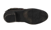 Load image into Gallery viewer, Jane 02