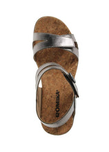 Load image into Gallery viewer, Calgary 05