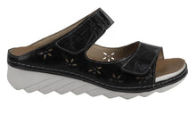 Load image into Gallery viewer, Salem 08