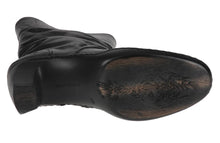 Load image into Gallery viewer, Calla 05